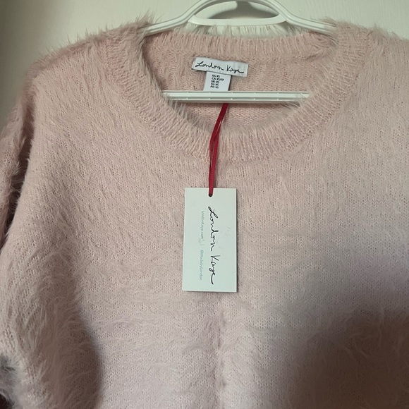 Brand new sweater - Picture 2 of 3